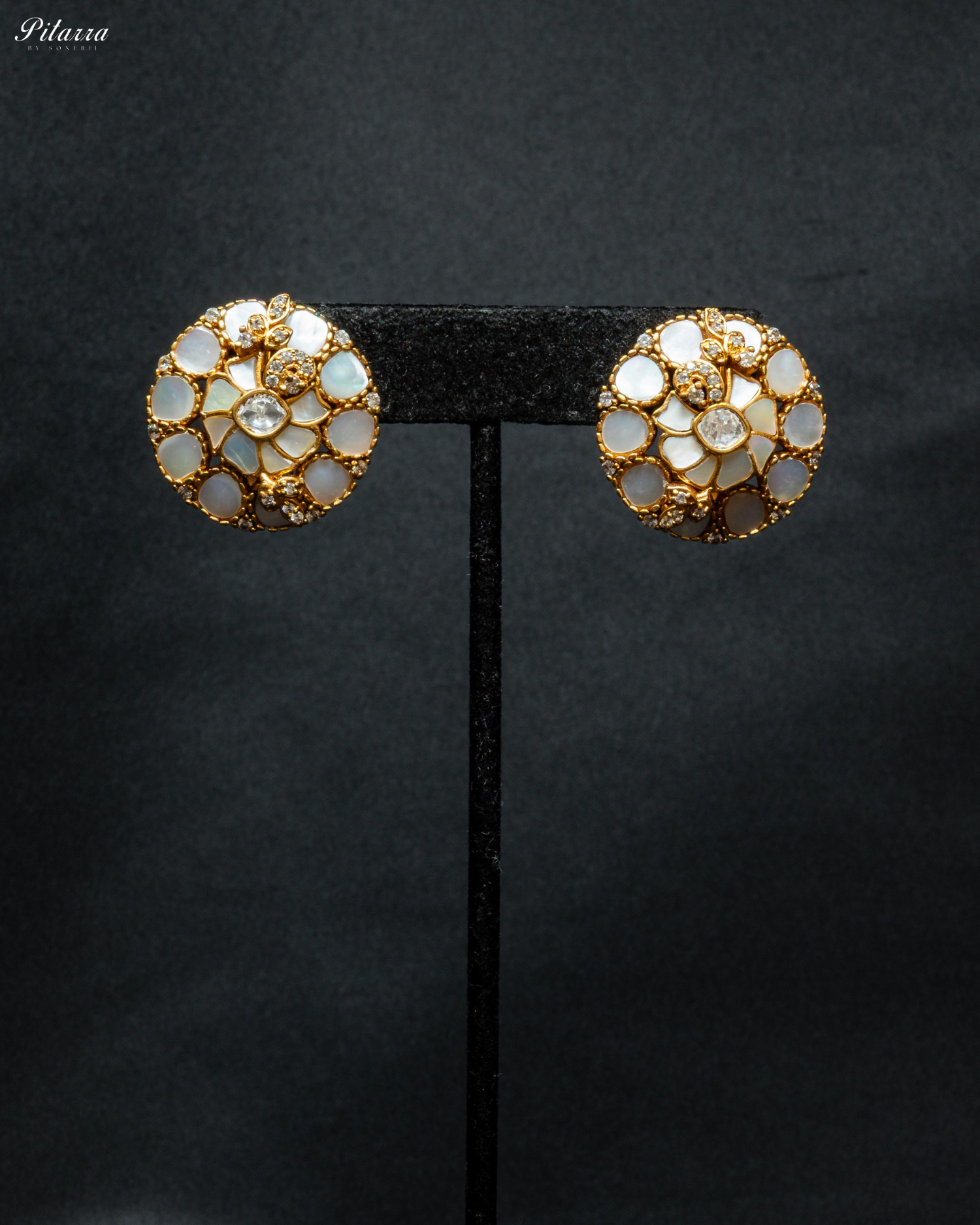 White Elegant Gold-Plated Kundan Stud Earrings