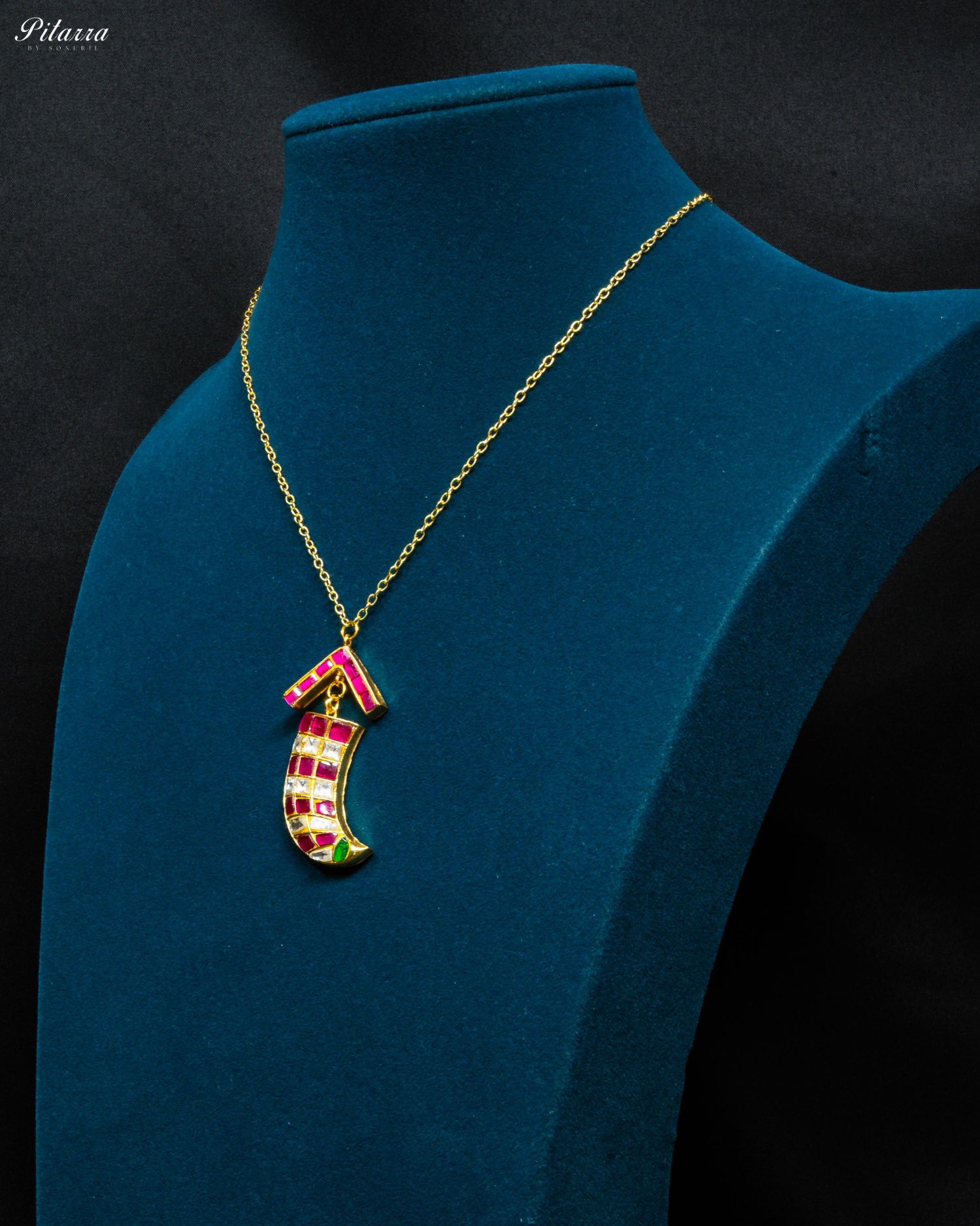 Classic Pink Dagger Chain Kundan Pendant Necklace