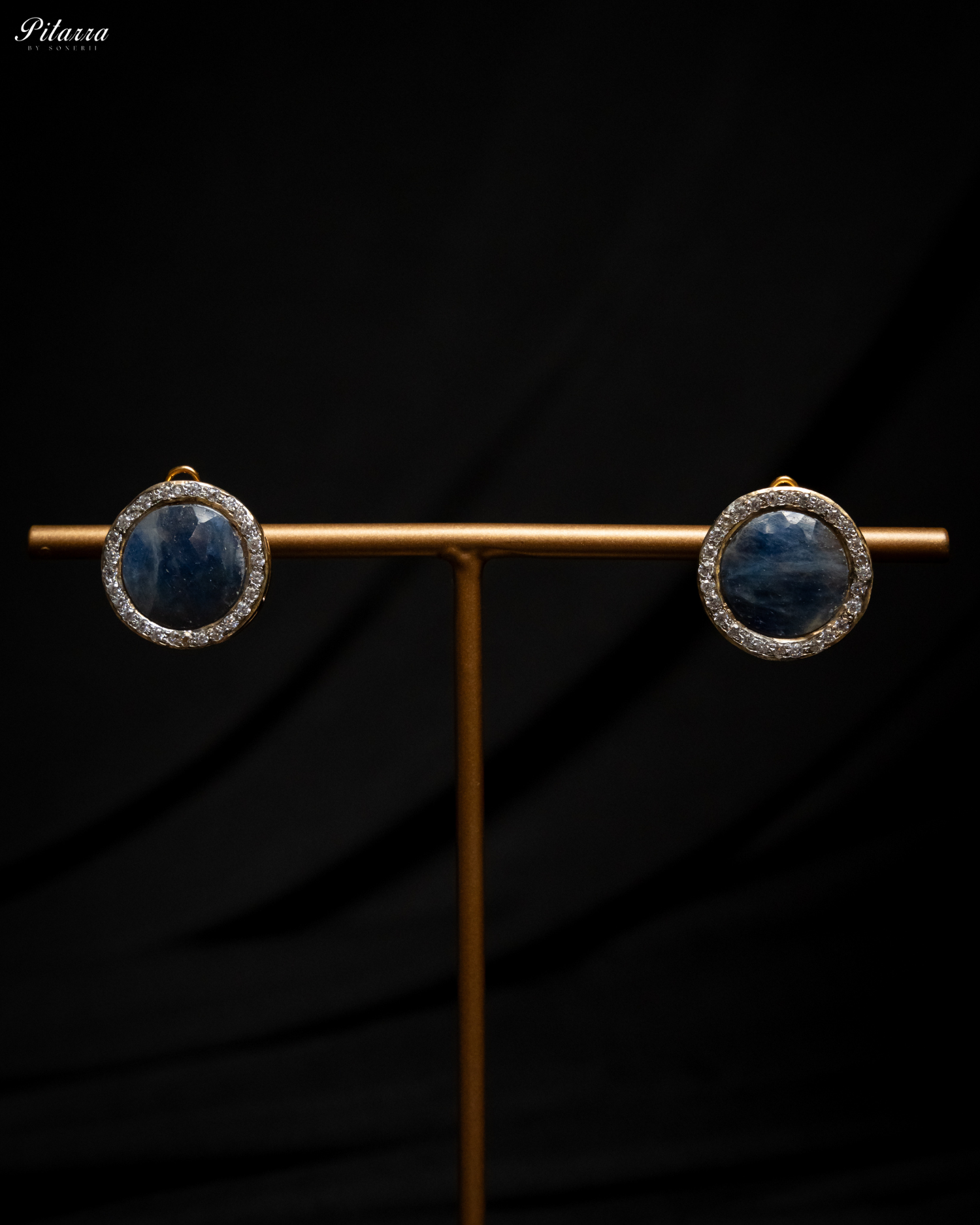 Pitarra Blue Stone Golden Chain Neccklace Set