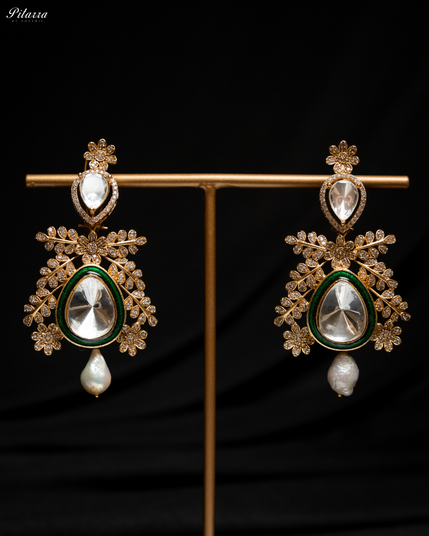 White Crystal Studed Kundan Necklace Set
