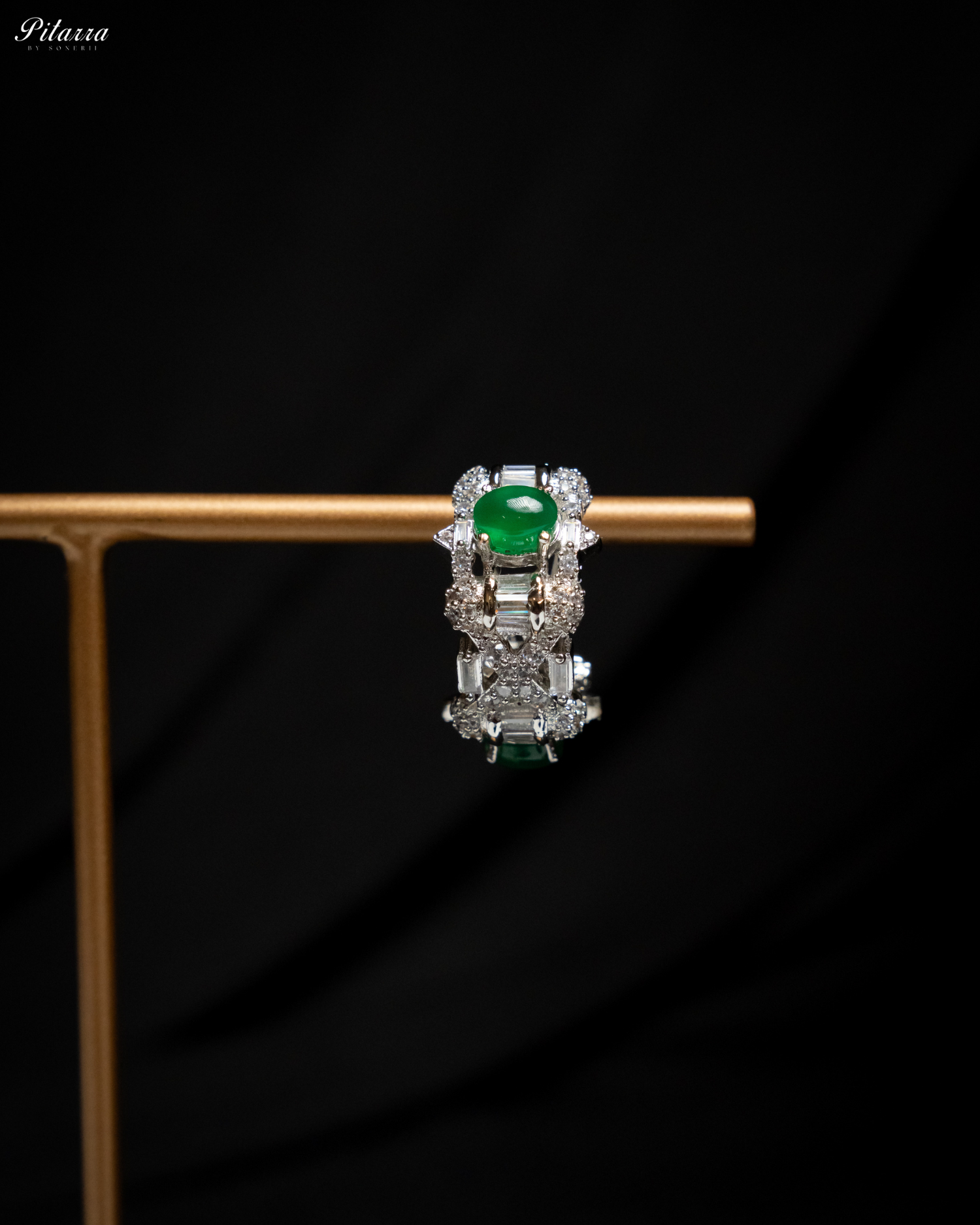 Green Carved Doublet and Pearl Choker