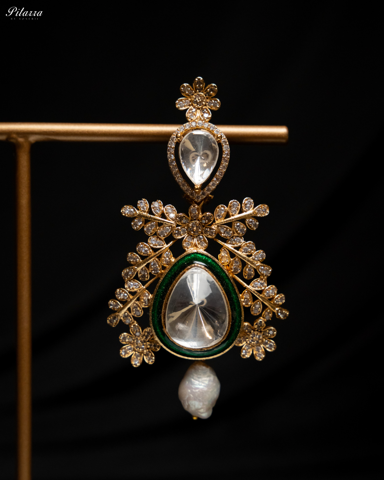 White Crystal Studed Kundan Necklace Set