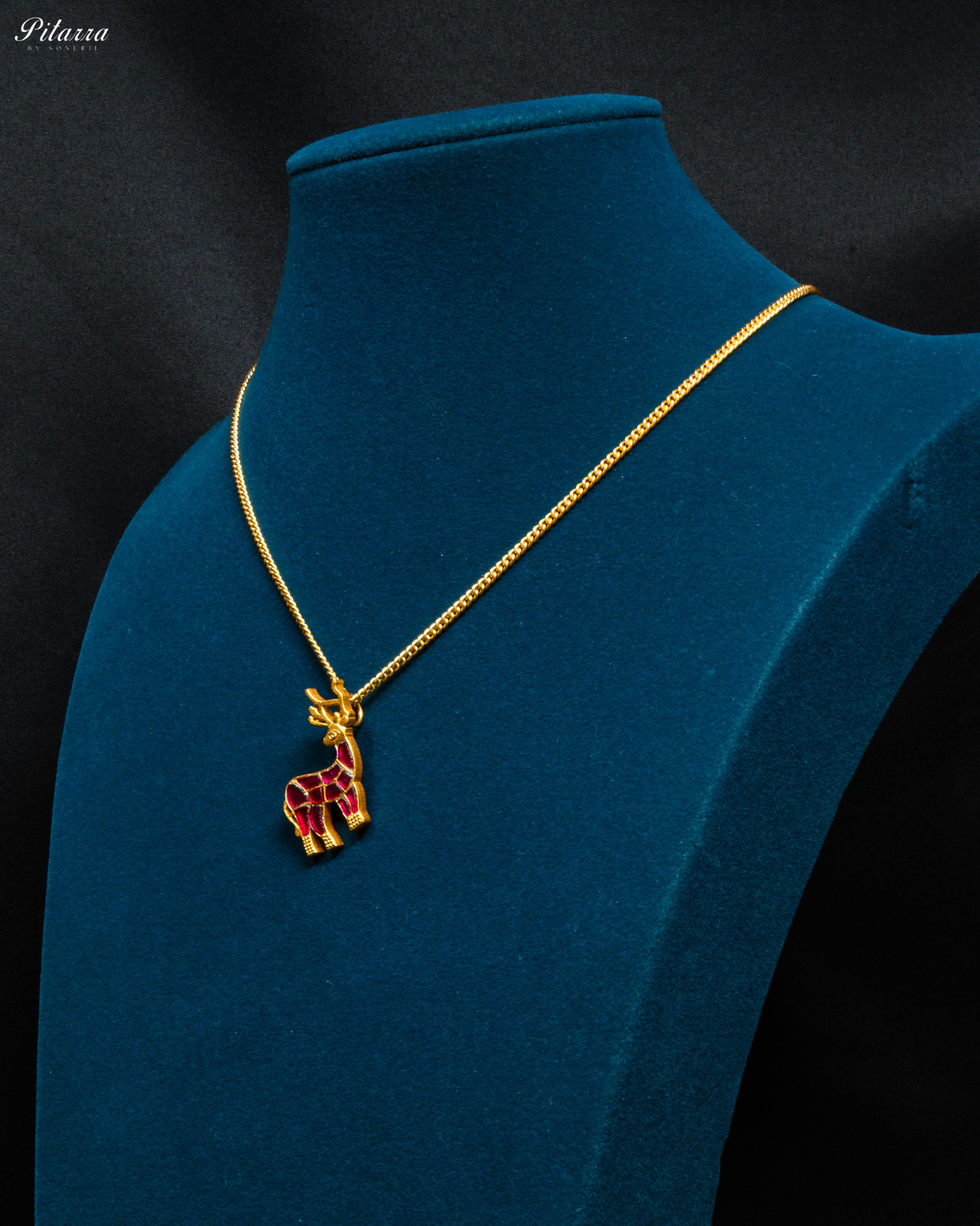 Pink Hiran Chain Kundan Pendant Necklace