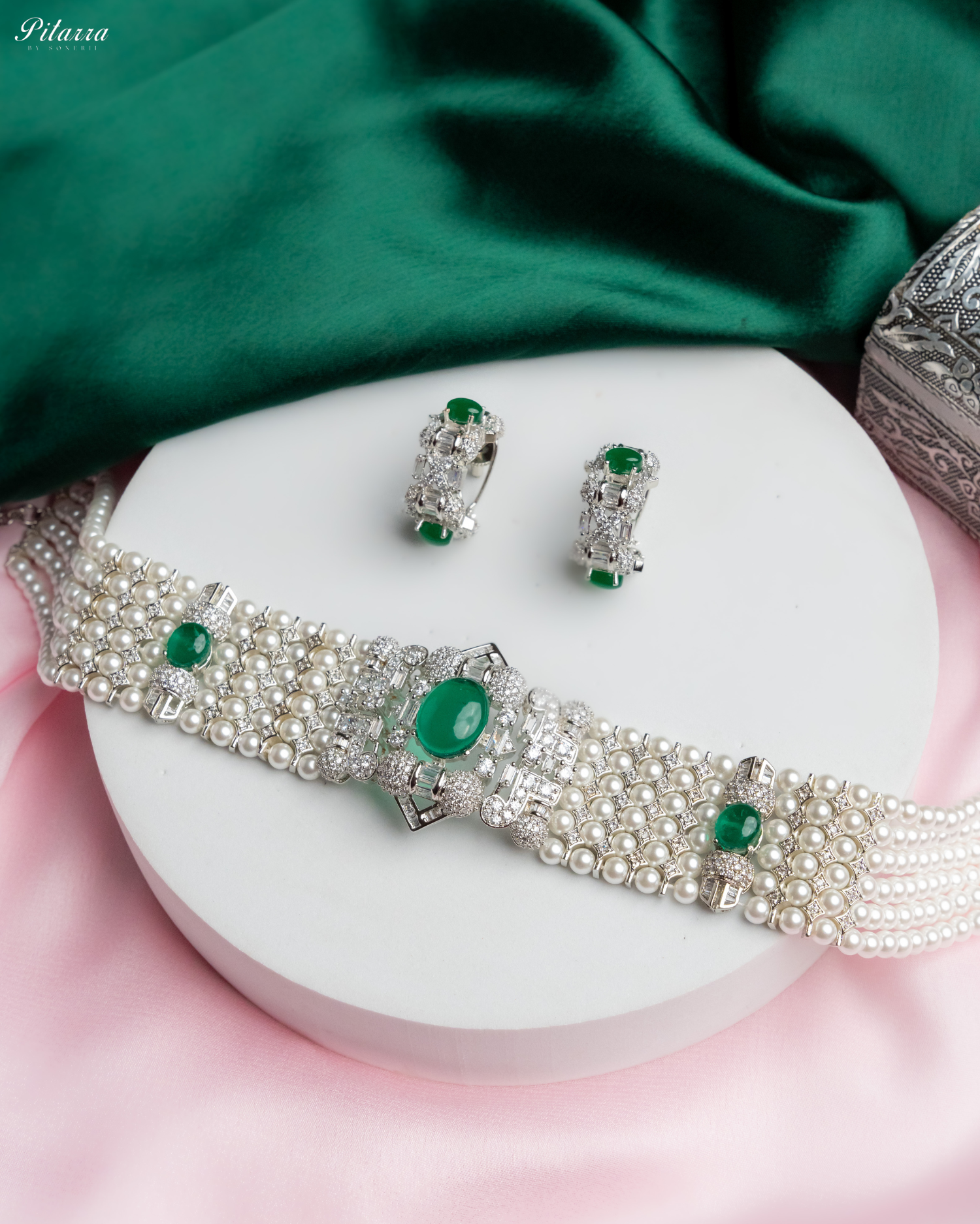 Green Carved Doublet and Pearl Choker