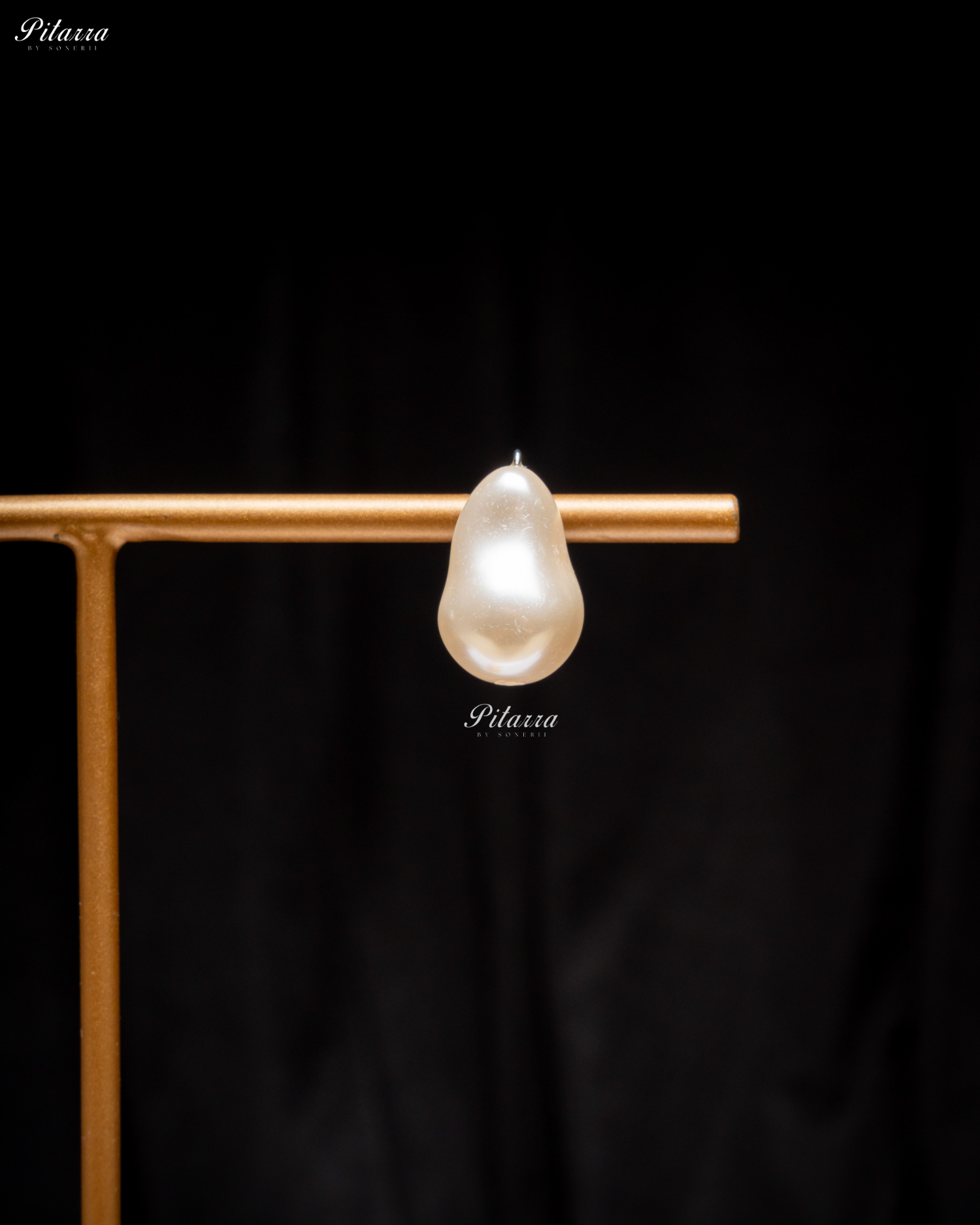 White Baroque Pearl Statement Necklace Set