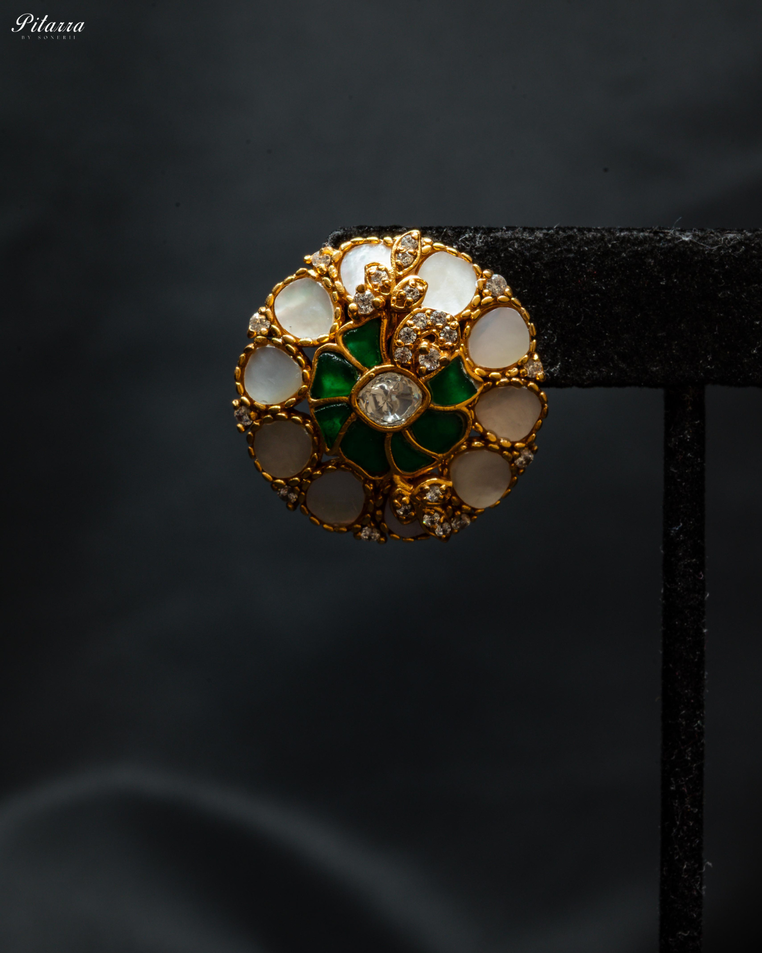 Green Elegant Gold-Plated Kundan Stud Earrings