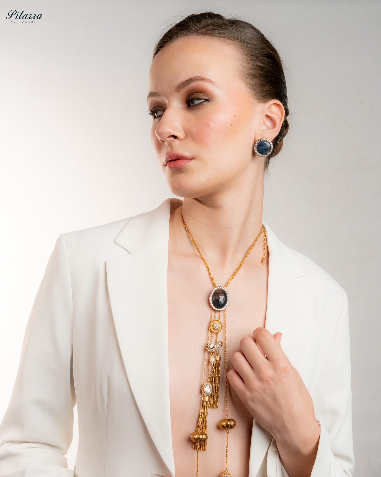 Pitarra Blue Stone Golden Chain Neccklace Set