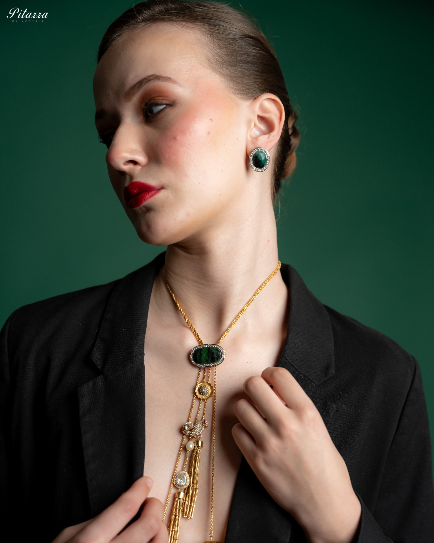 Gold Tone Chain Green Stone Necklace Set