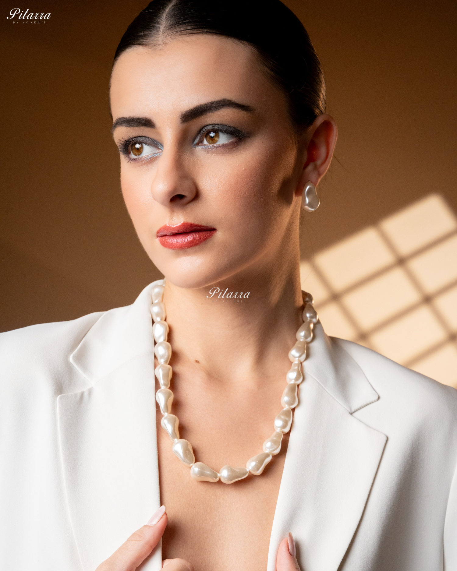 White Baroque Pearl Statement Necklace Set
