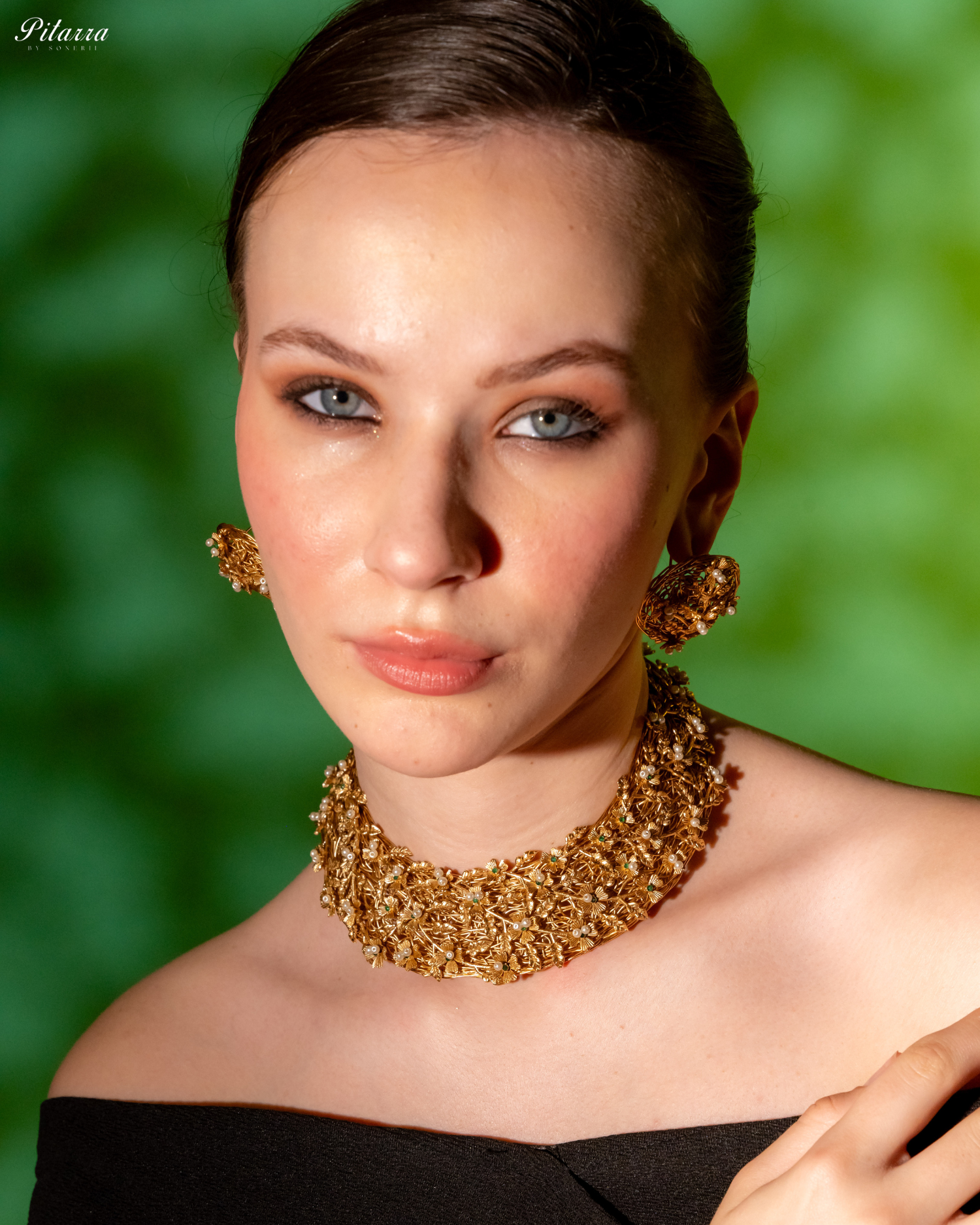 White And Gold Handcrafted Choker Set