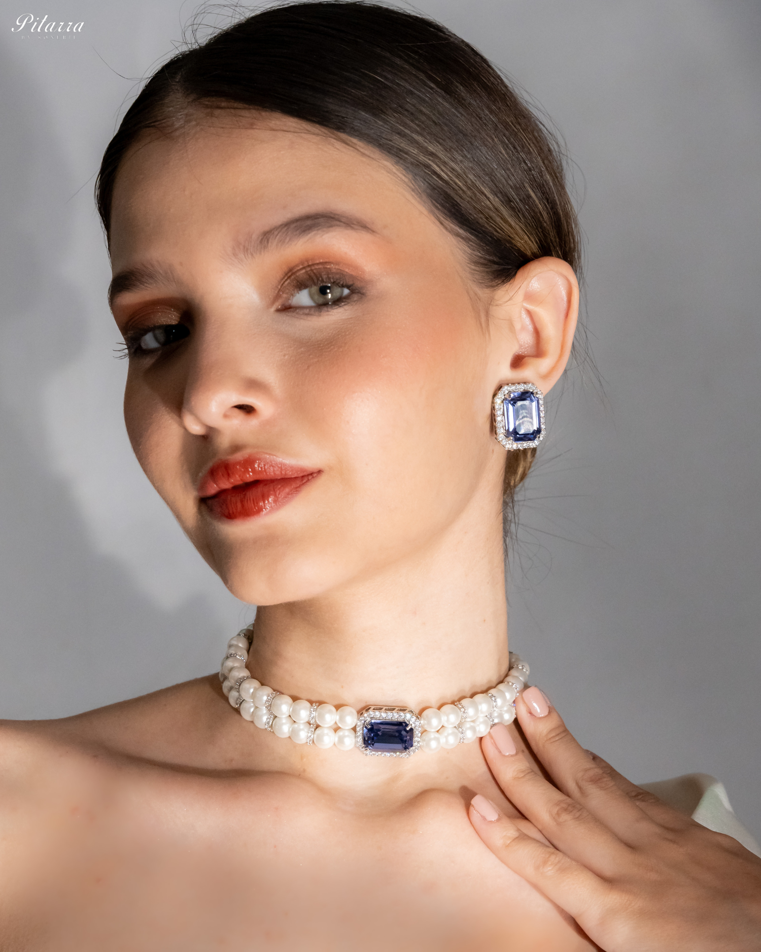 Blue Stone Two Layer Pearl Choker