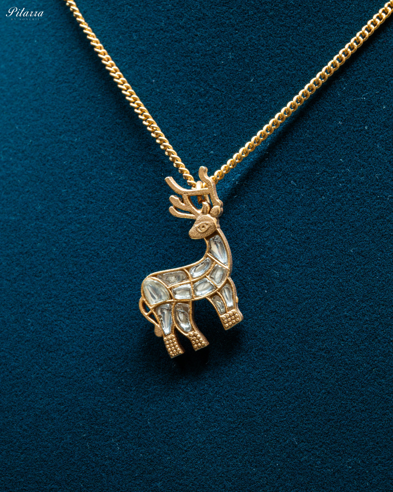 White Hiran Chain Kundan Pendant Necklace