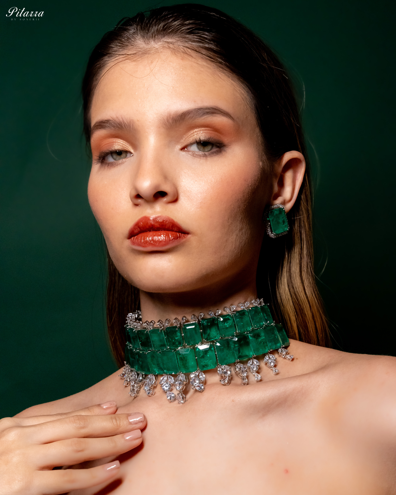 Semiprecious Green Doublet Choker Set
