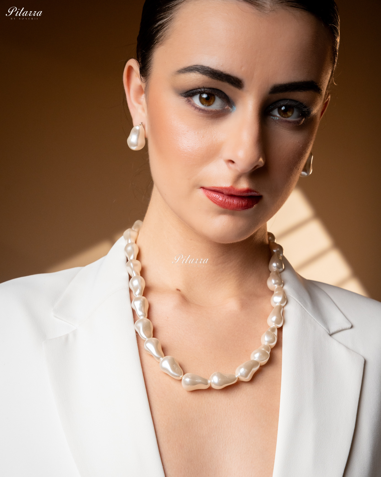 White Baroque Pearl Statement Necklace Set