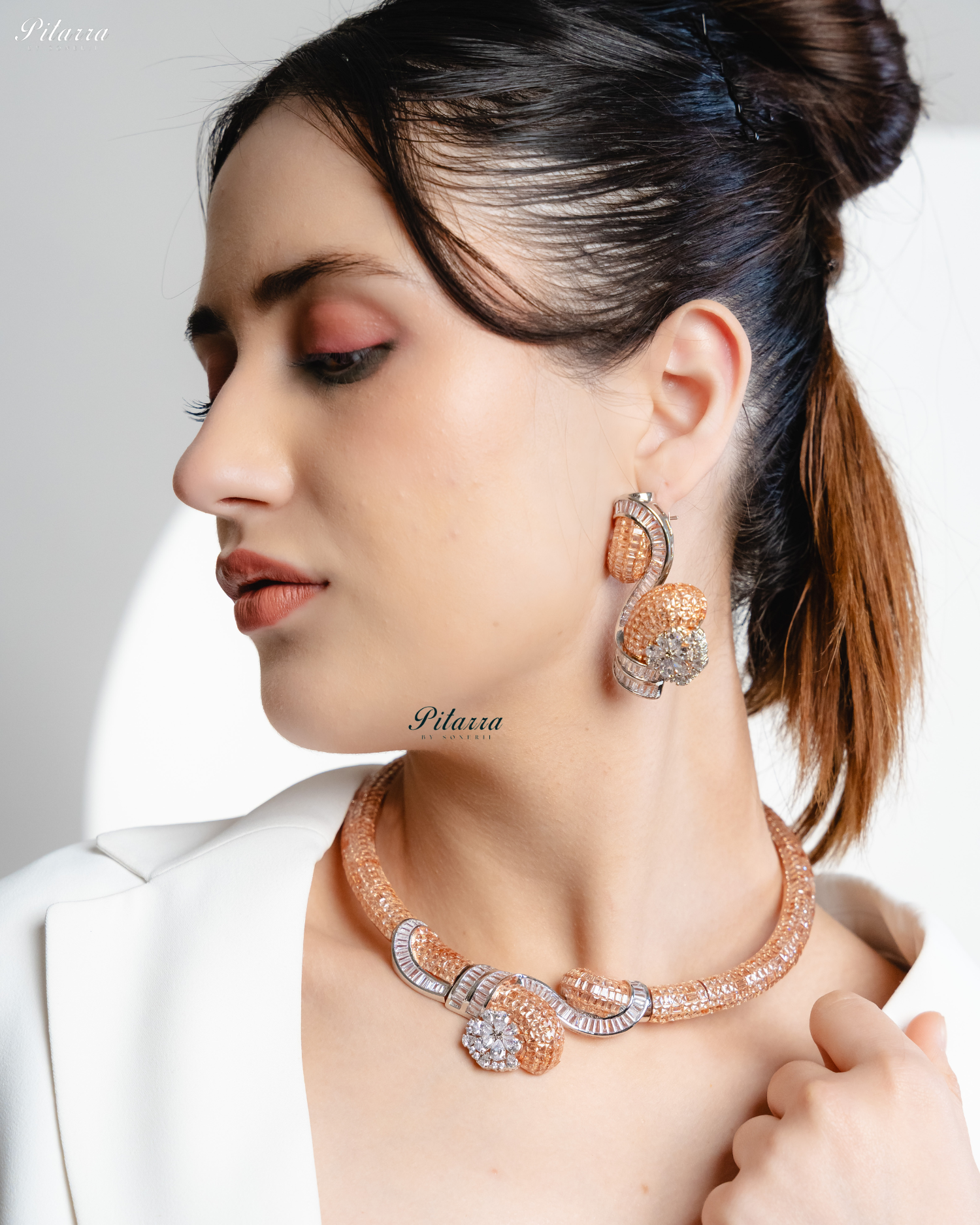 Rose Gold Unique Style Pitarra Crystal Choker Set