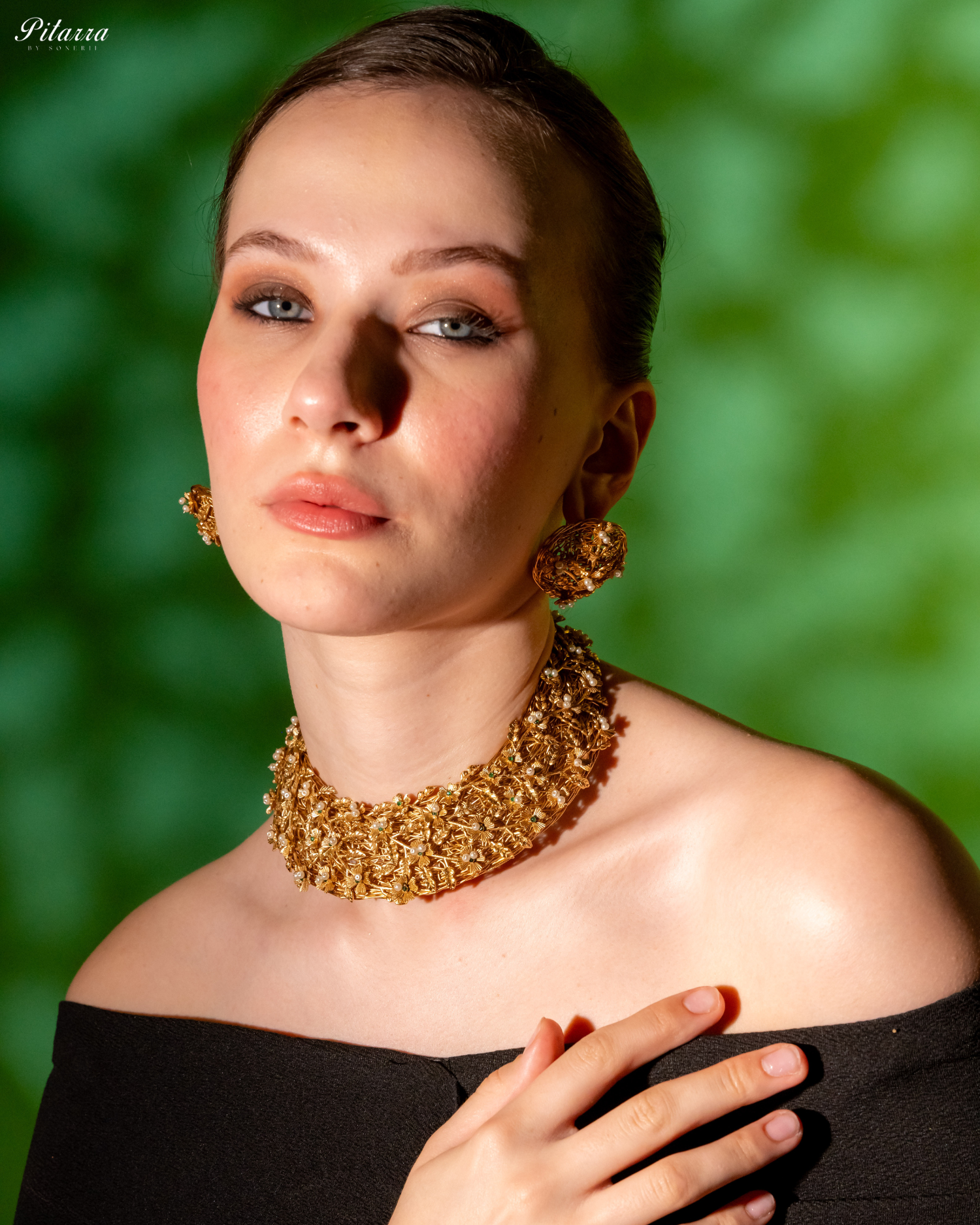 White And Gold Handcrafted Choker Set