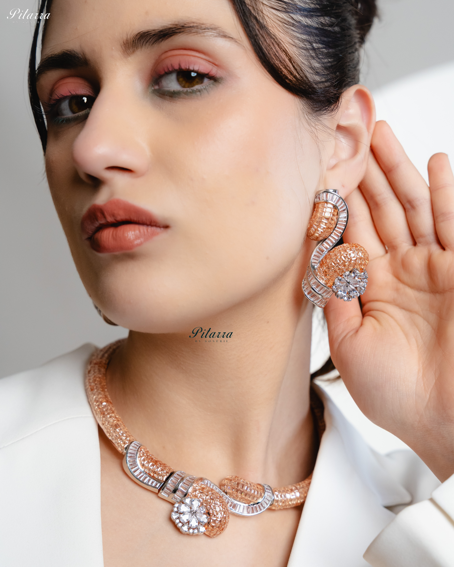 Rose Gold Unique Style Pitarra Crystal Choker Set