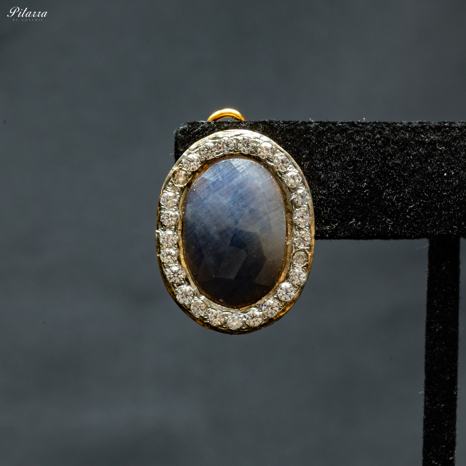 Blue Round Stone Golden Statement Necklace Set