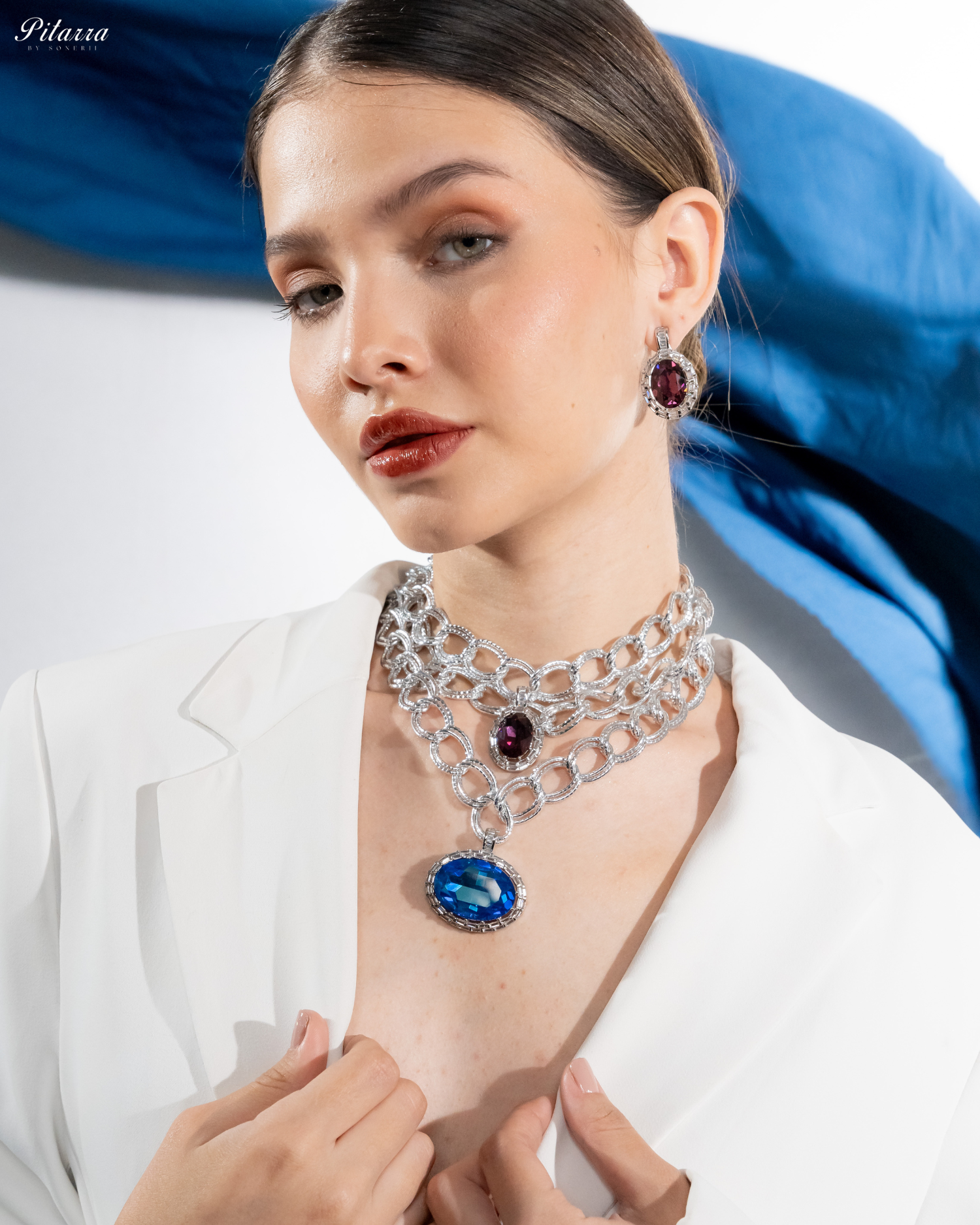 Blue Statement Pendant Silver Chain Choker_Main Image