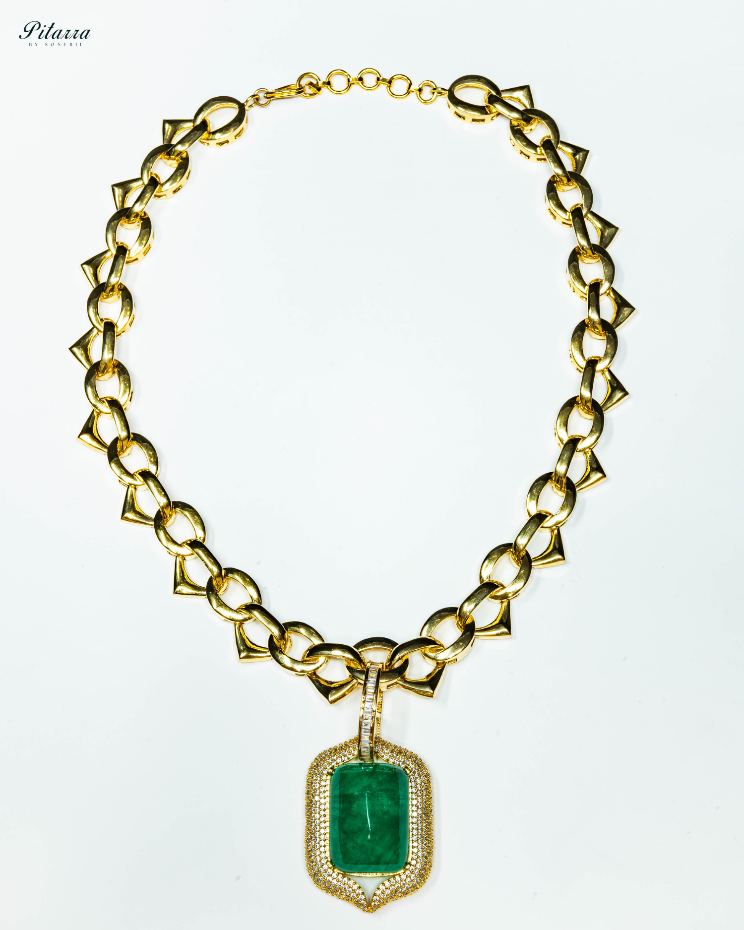 Dark Green Pendant Gold Chain Necklace_White Background