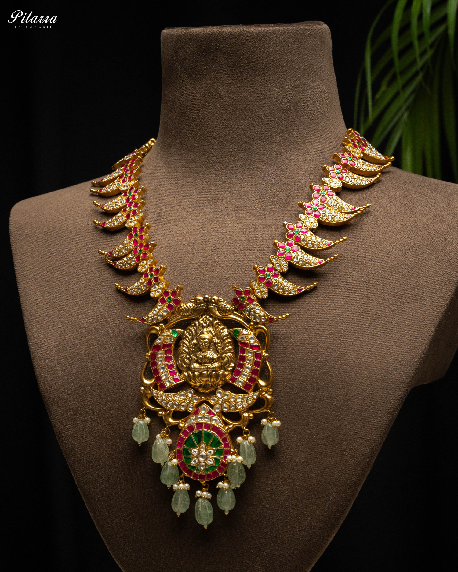 Gold Antique Traditional Kundan Necklace with Lakshmi Ji Side Angle