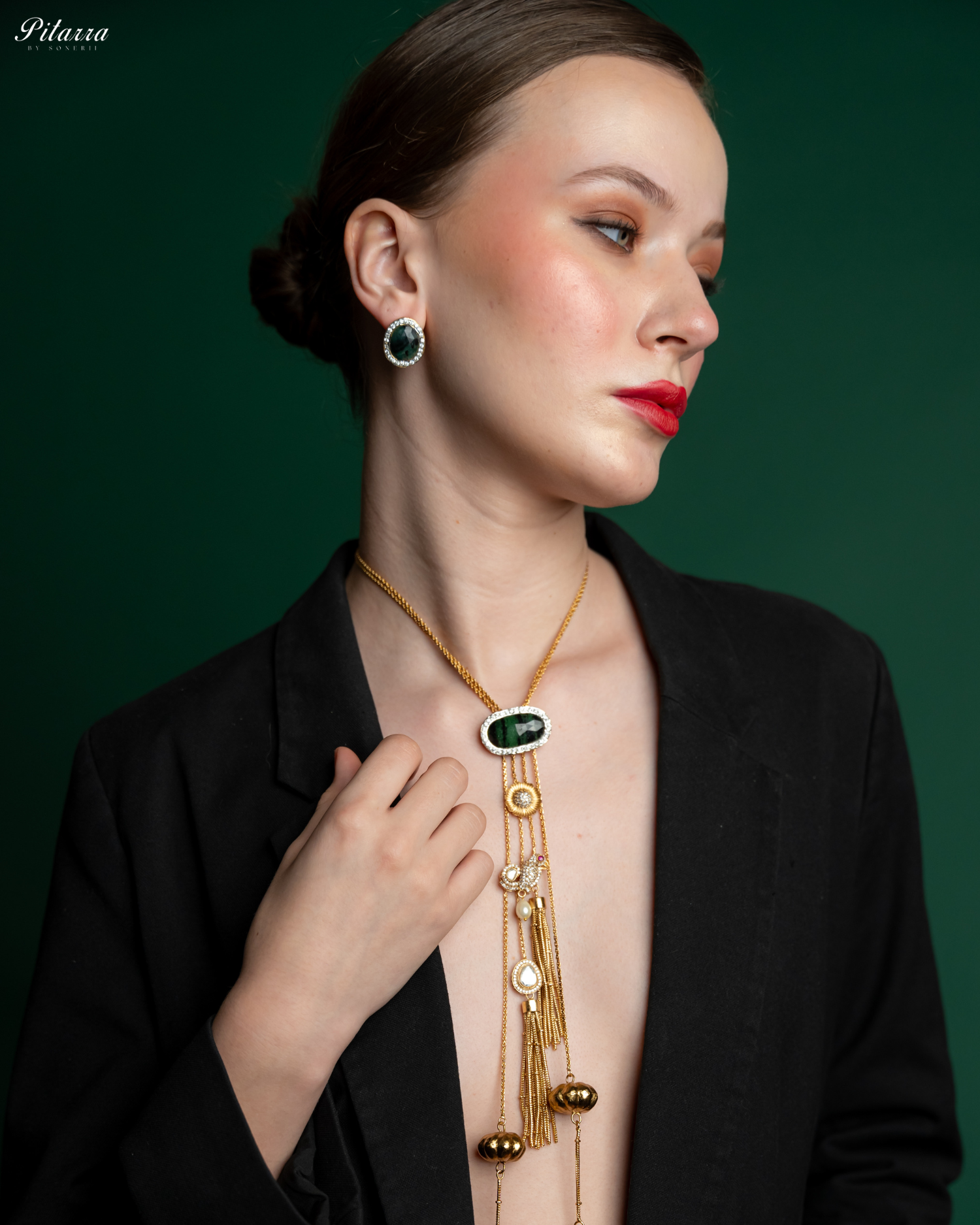 Gold Tone Chain Green Stone Necklace Set_Left Angle