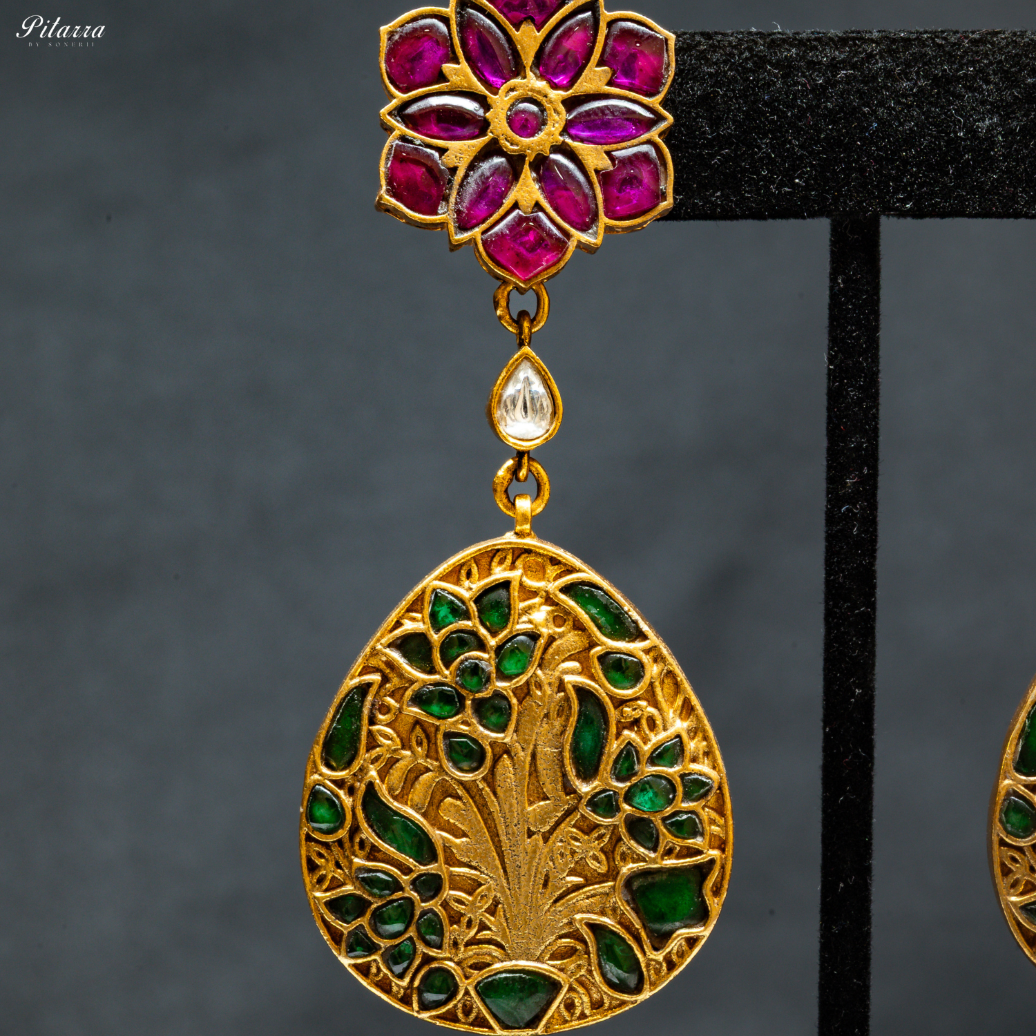 Golden Green Victorian Polki Choker Set