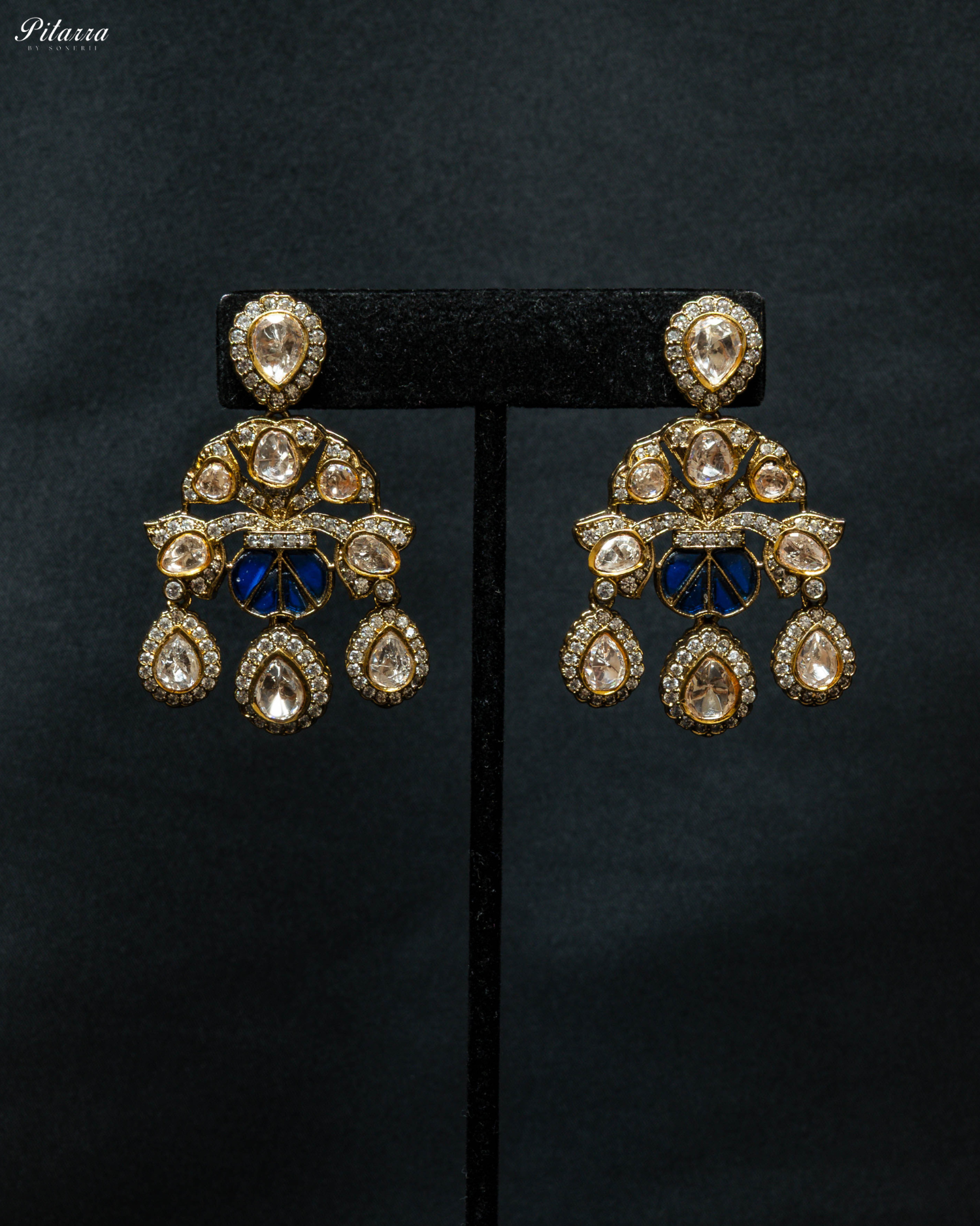 Golden Finish Blue Stone Kundan Choker Set_Earrings