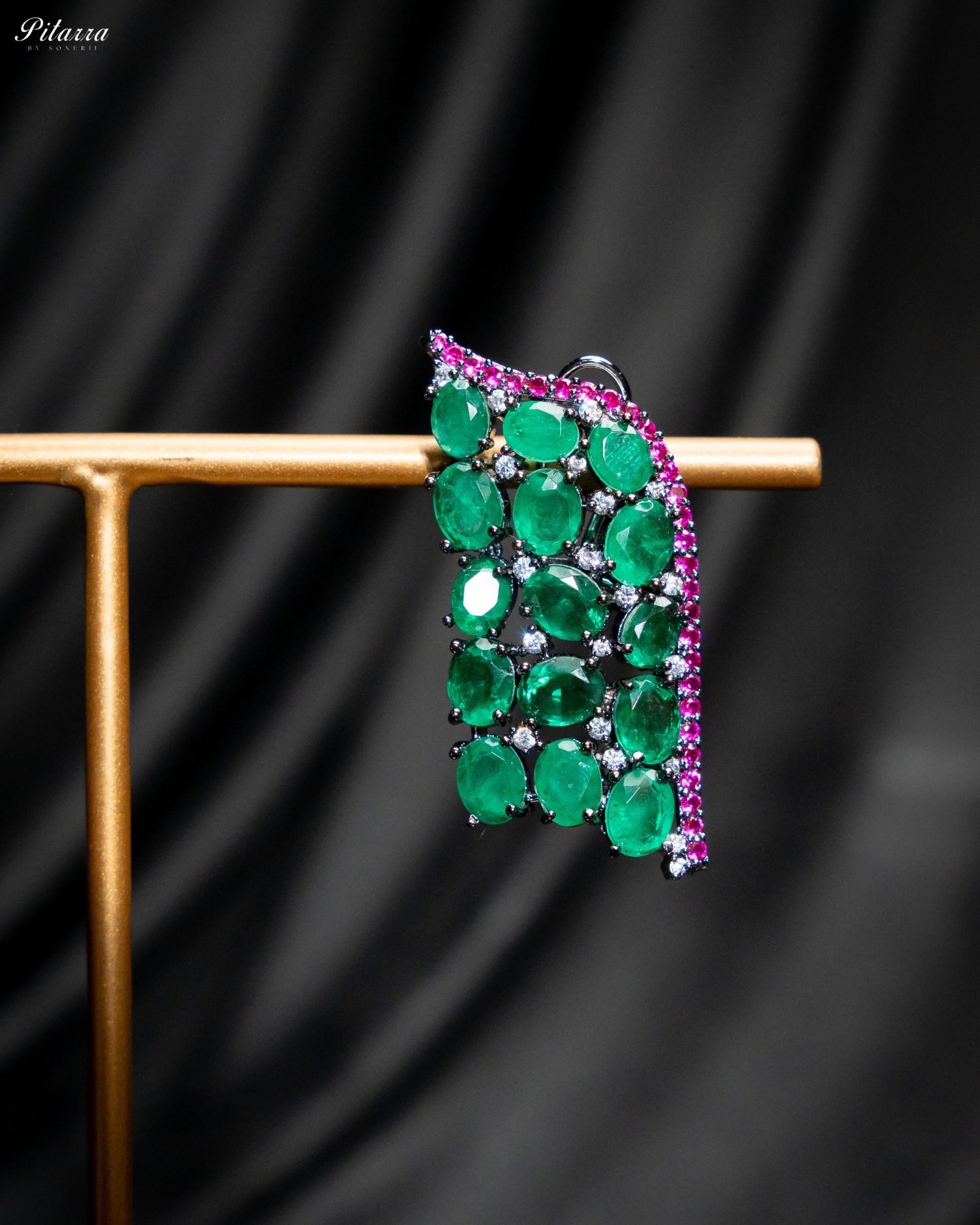 Green Crystal CZ Stud Earrings_Zoom Angle