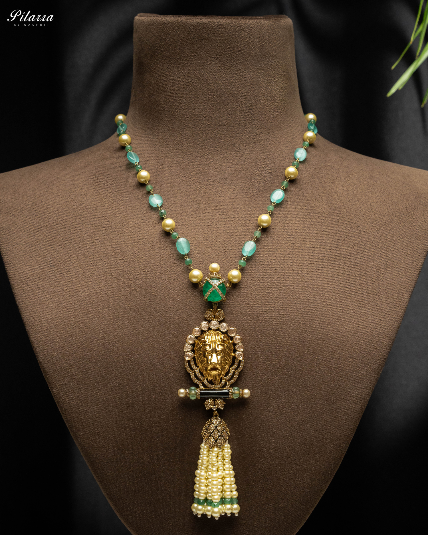 Green Polki Kundan Pendant Necklace Set