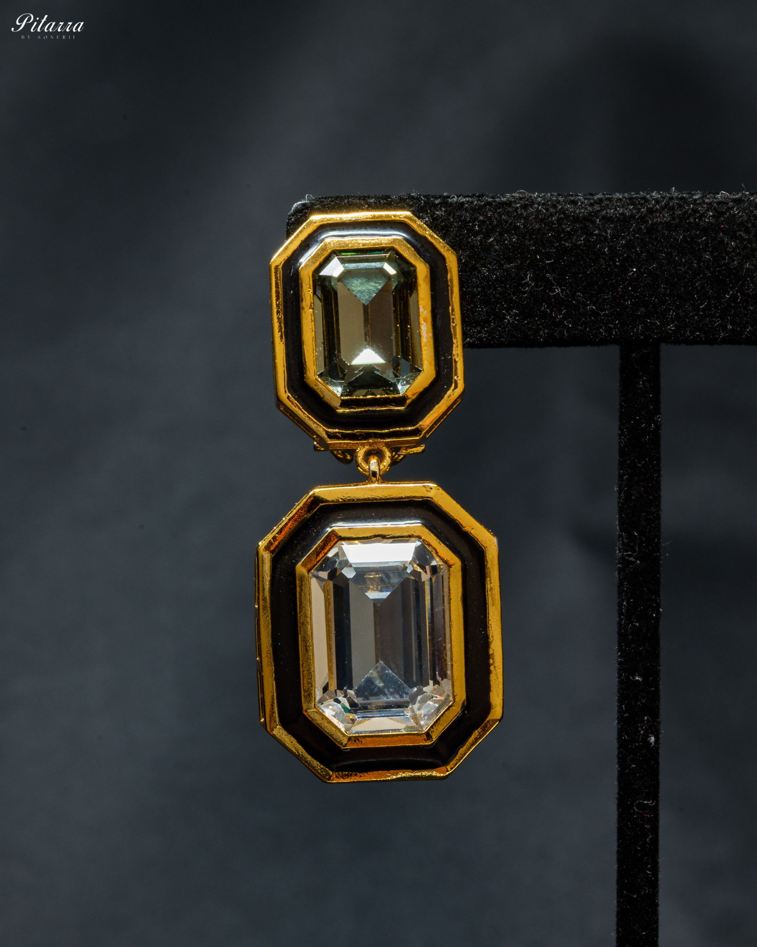 Green and White Two Tone Crystal Earrings_Zoom Angle