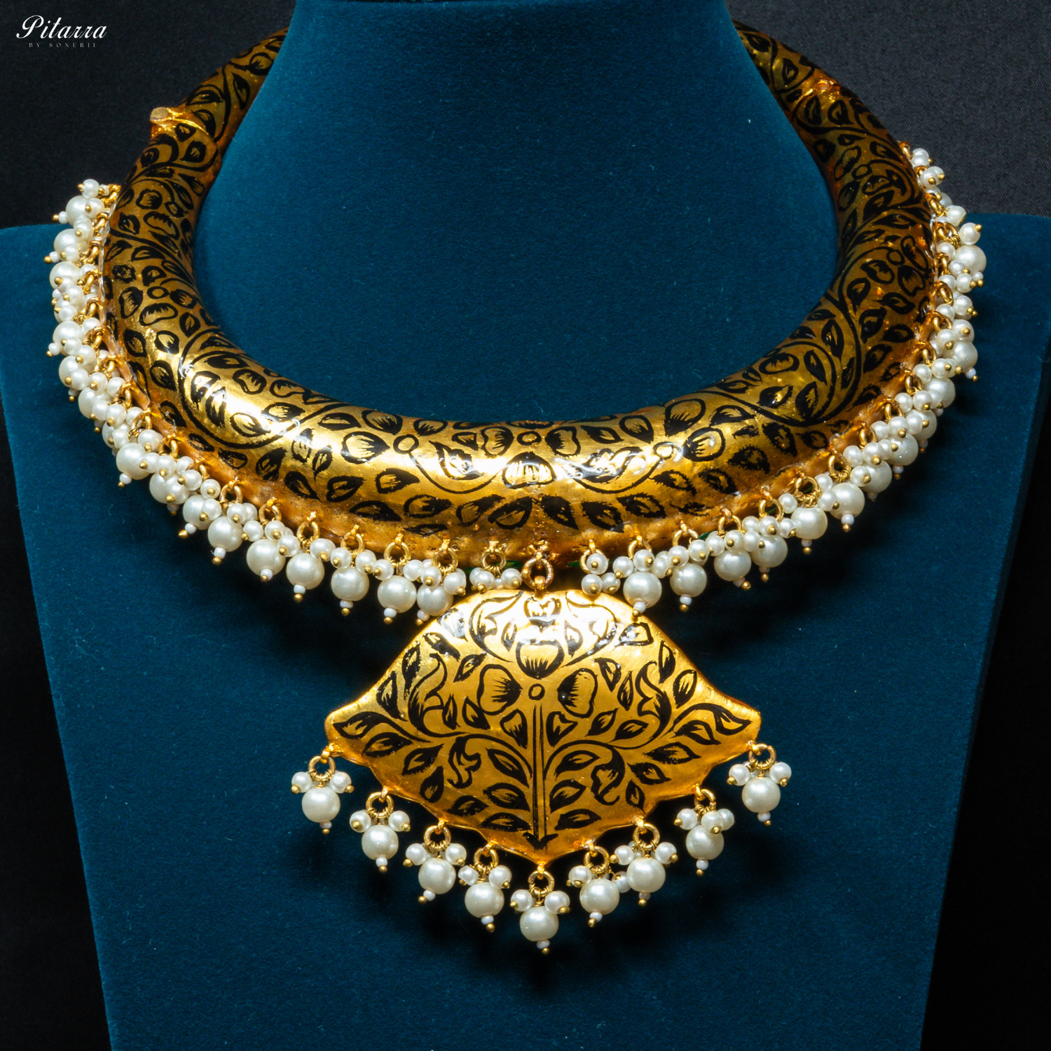 Maharani_Kundan_Rajwada_Jodhpuri_Necklace_Set_Second_Side