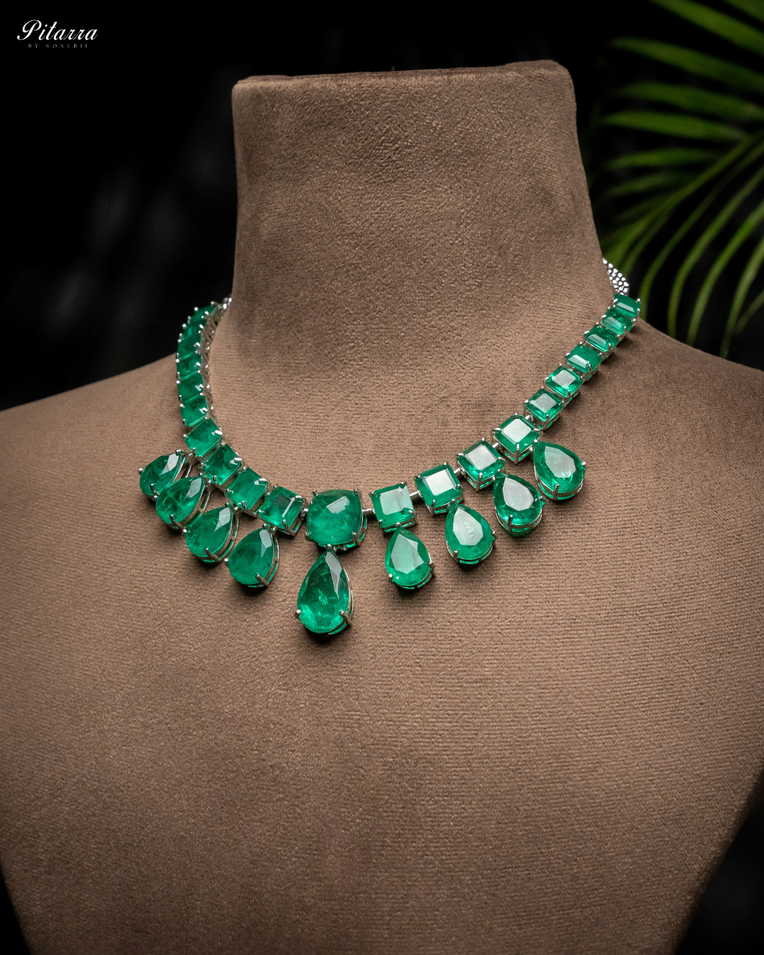 Pitarra Green Crystal Necklace Set