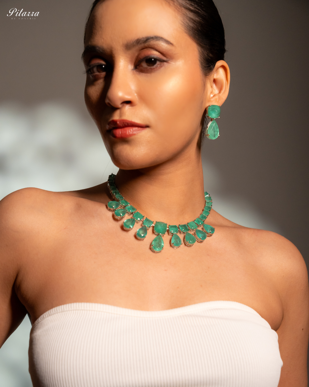 Pitarra Rhodium Green Crystal Necklace Set_Side Pose