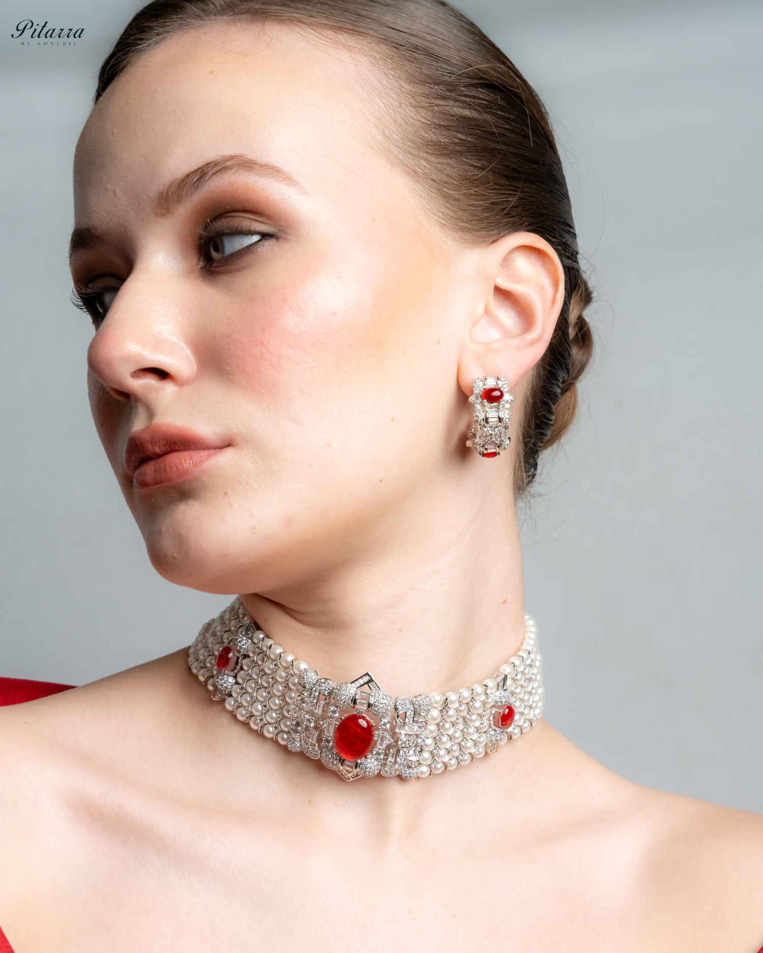 Red Carved Doublet and Pearl Choker_Side