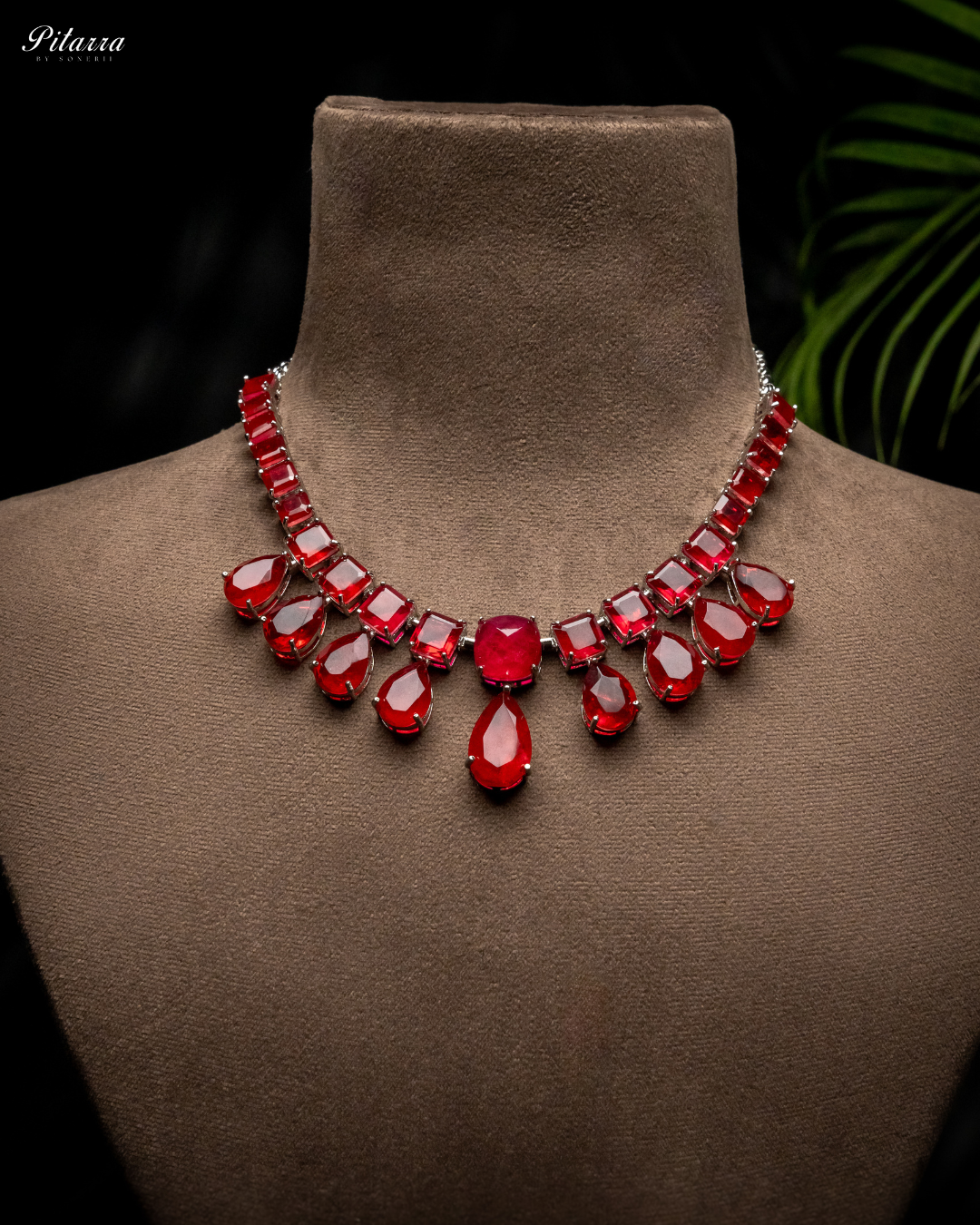 Red Crystal Choker Necklace Set_Necklace