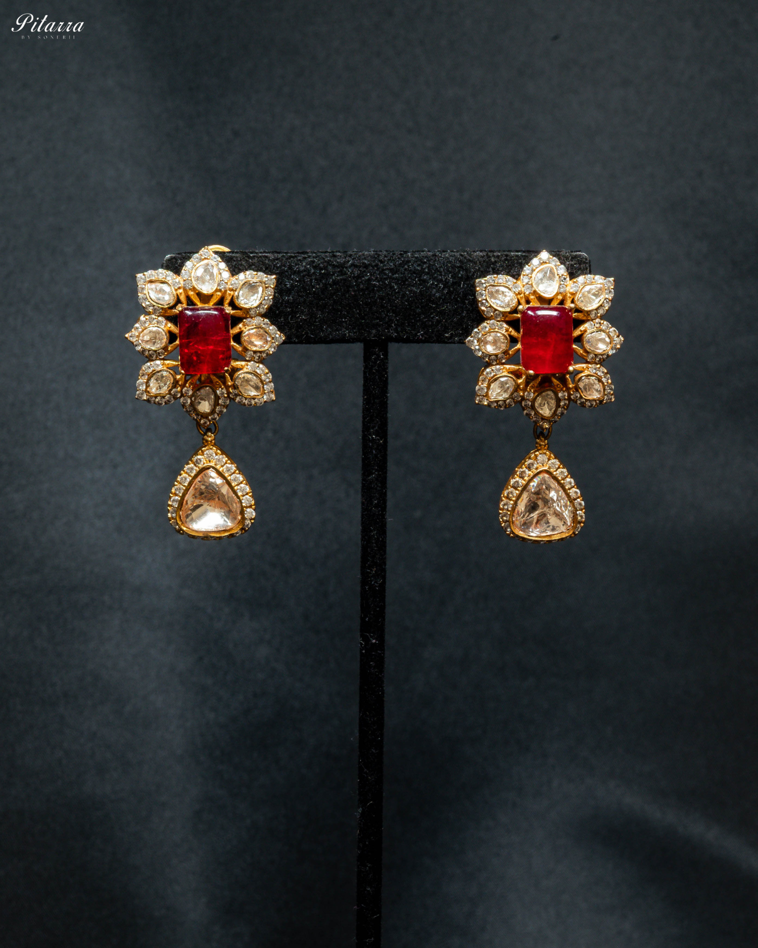 Red Stone Floral Traditional Choker Set_Earrings