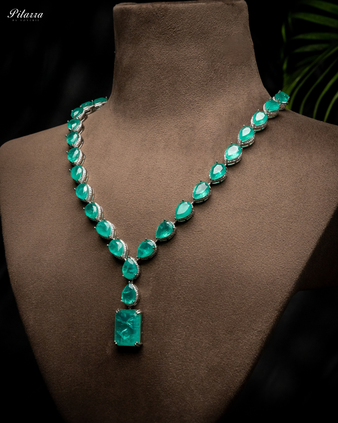 Sea Green Zirconia Necklace Set_Side Angle