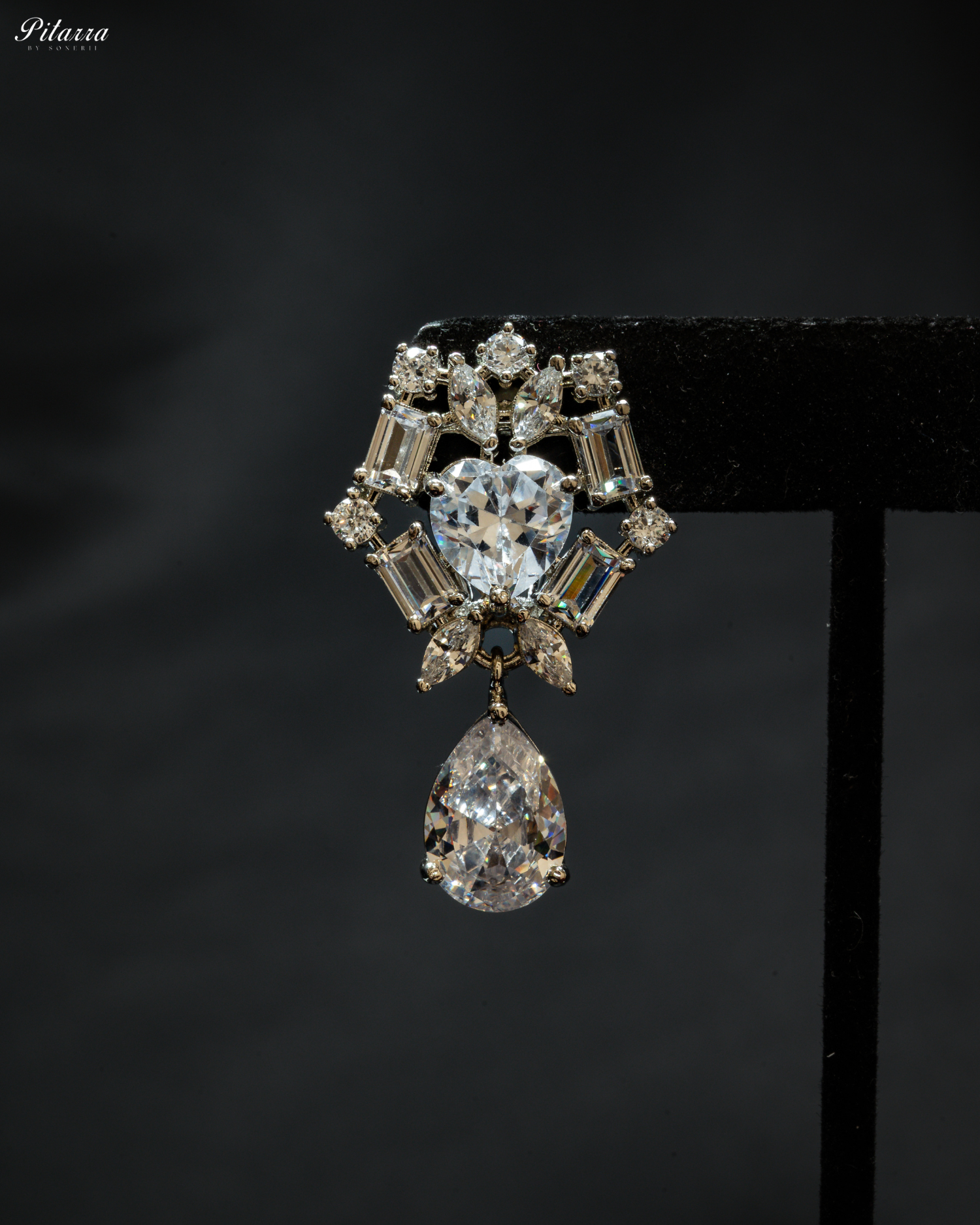 Silver Drop Cubic Zirconia Studded Necklace Set_Zoom Earrings