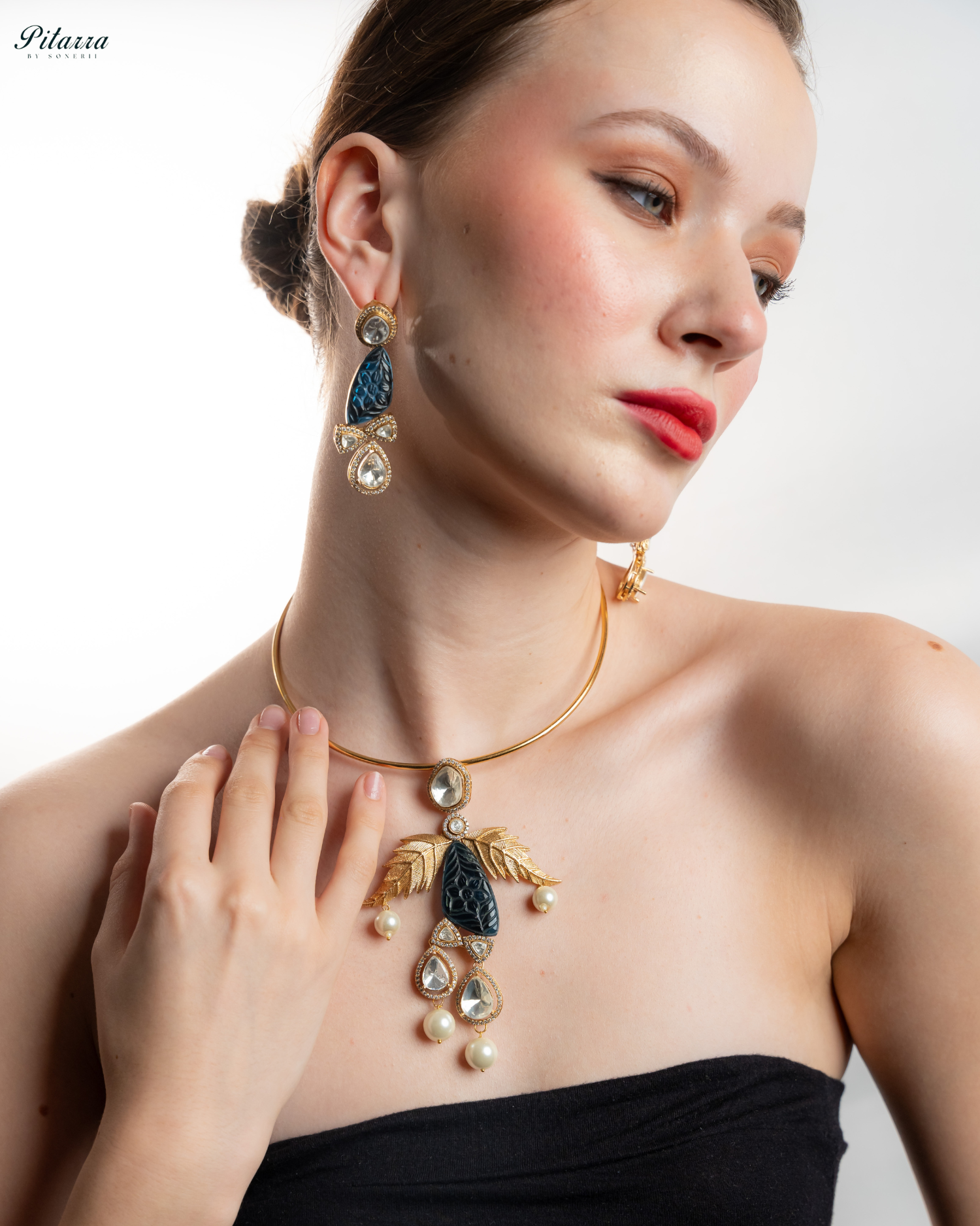 Spring Leaf Silver Pendant Set_Right Pose