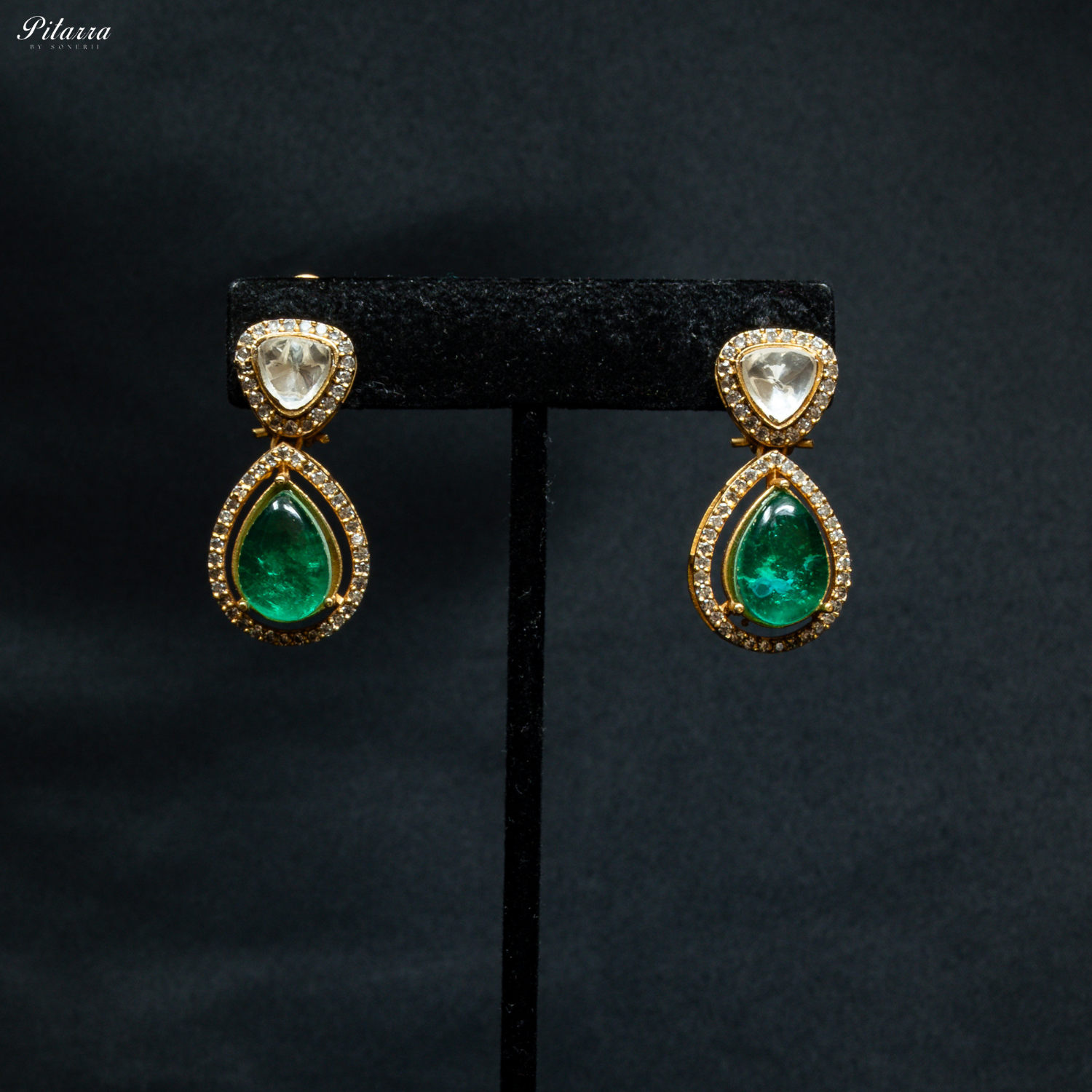 White Stone Antique Gold Rajwadi Haar Set