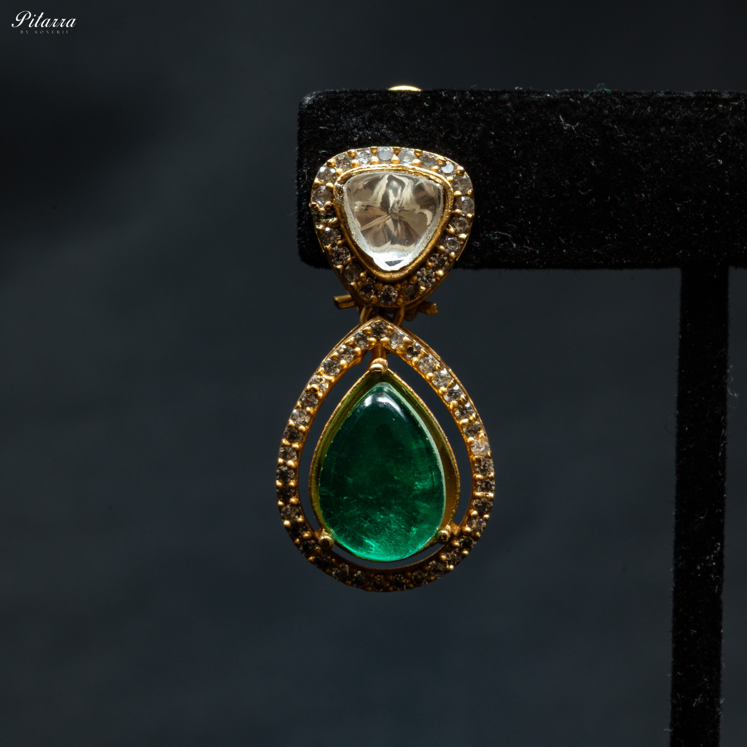 White Stone Antique Gold Rajwadi Haar Set