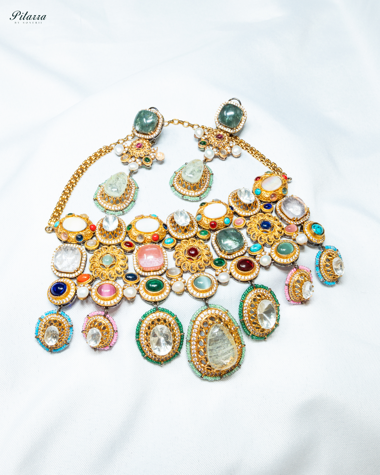 White Doublet with Navaratna Choker Set_White Background