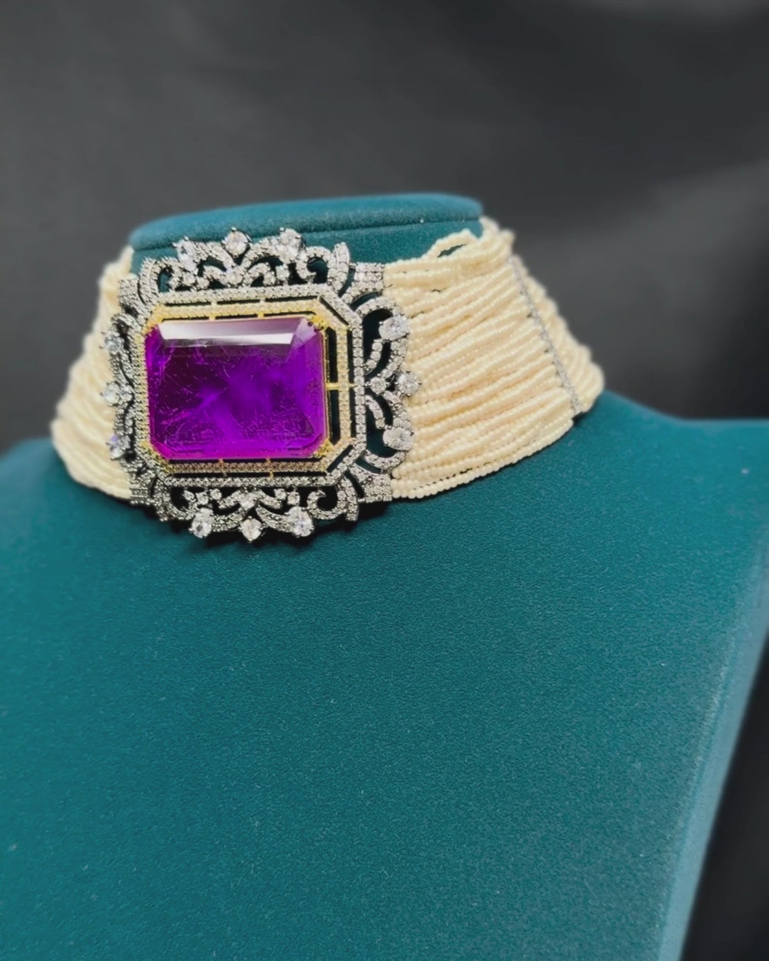 Purple Stone Doublet Pearl Choker Set_Video