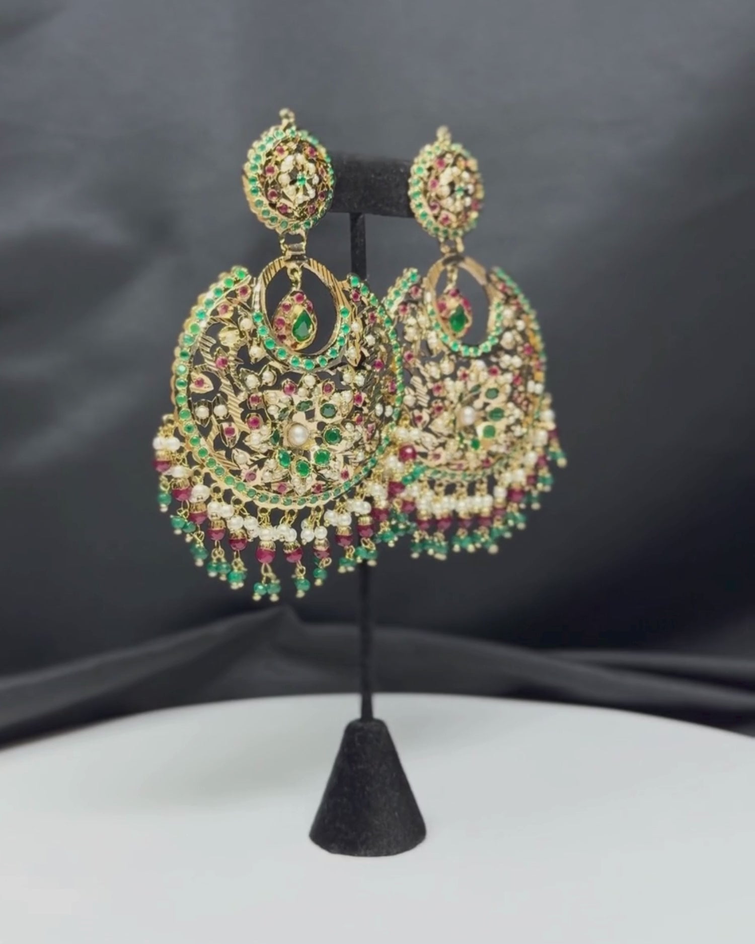 Green Stone Studded Punjabi Jadau Chandbali Earrings_Video